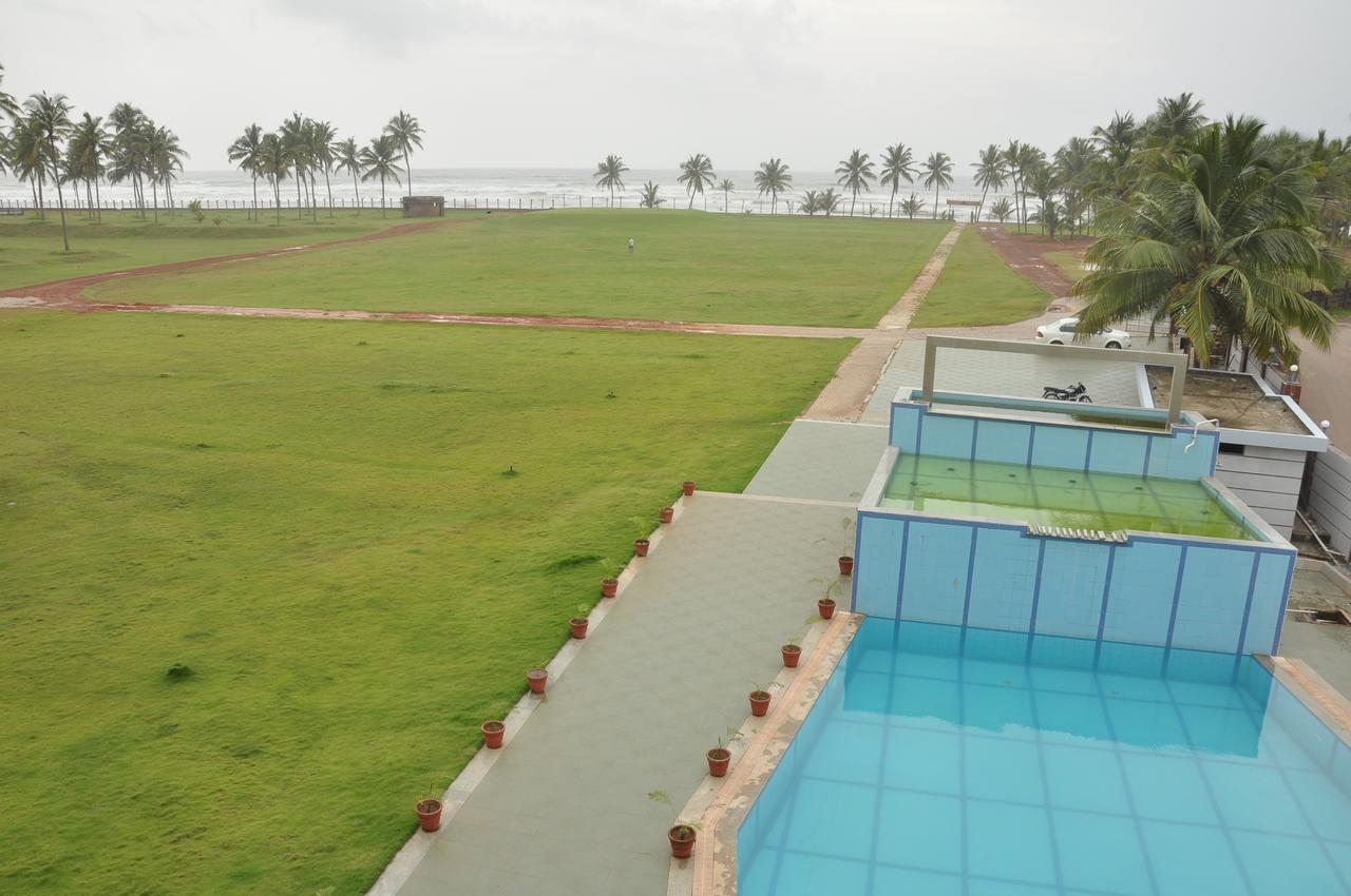 RNS Golf Resort&Nature Cure Centre Māvalli Exterior foto